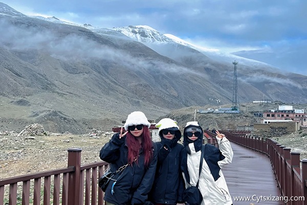 西藏旅游三个人费用大概多少钱